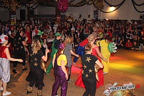 Saumarktball Spalt