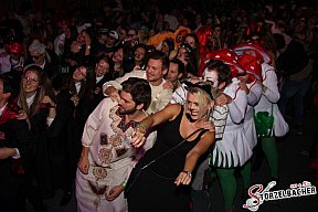 Weiberfasching in Hainsfarth