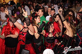 Weiberfasching in Hainsfarth