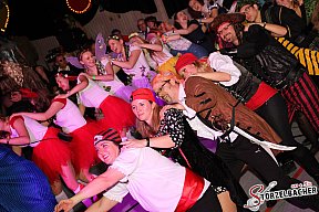 Rosenmontagsparty in Horgau