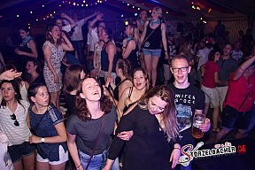 Zeltparty Neidhardswinden