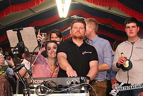 Weinfest Nenzenheim