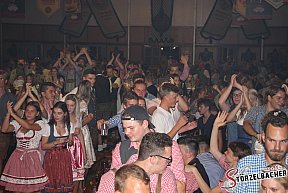 Volksfest Neus&auml;ss