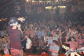 Volksfest Neus&auml;ss