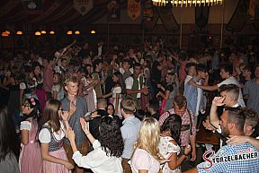 Volksfest Neus&auml;ss