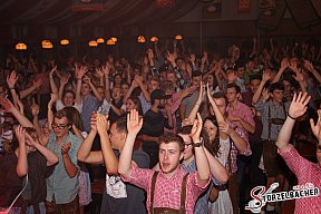Neus&auml;&szlig; Volksfest