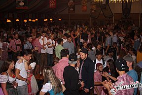 Volksfest Neus&auml;ss