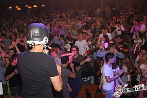 Volksfest Neus&auml;ss