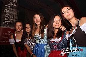 Volksfest Neus&auml;&szlig;