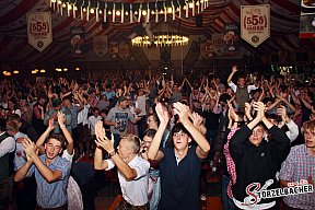 Volksfest in Neus&auml;ss