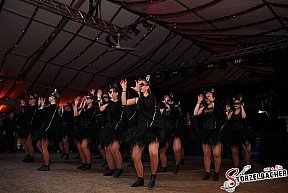 Saumarktball Spalt