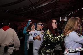 Saumarktball Spalt