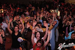 Saumarktball Spalt