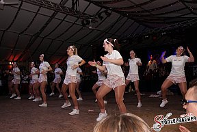 Saumarktball Spalt
