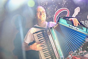 Treuchtlingen - Party im Biergarten zur Br&uuml;cke