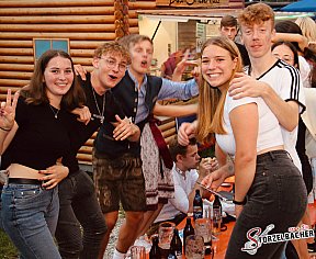 Treuchtlingen - Party im Biergarten zur Br&uuml;cke