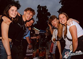 Treuchtlingen - Party im Biergarten zur Br&uuml;cke