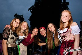 Treuchtlingen - Party im Biergarten zur Br&uuml;cke