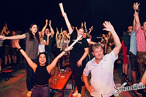 Treuchtlingen - Party im Biergarten zur Br&uuml;cke
