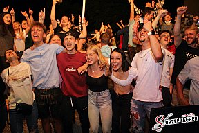 Treuchtlingen - Party im Biergarten zur Br&uuml;cke